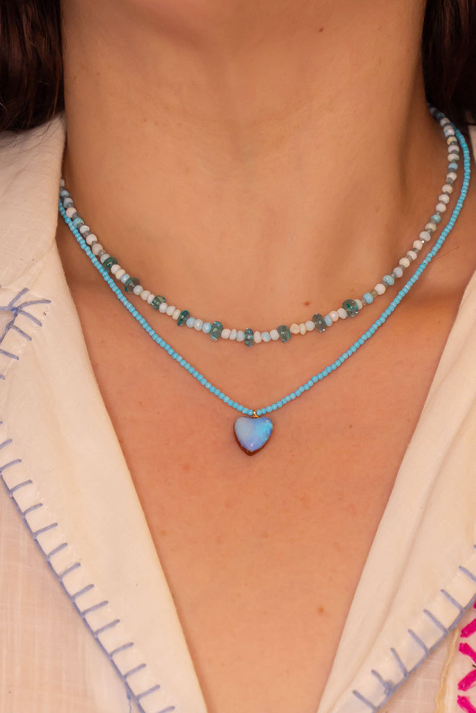 Add a touch of the arctic to your style with our super cool Necklace Gemstone Polar Blues.